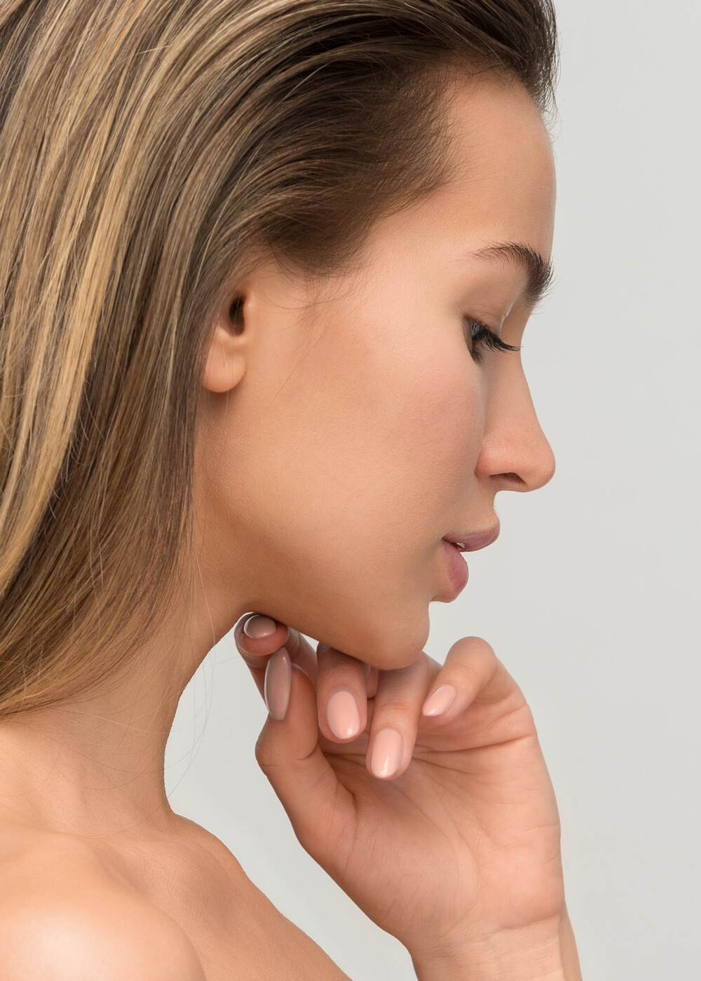 trattamento viso personalizzato per rendere la pelle più luminosa per un viso più disteso e rilassato